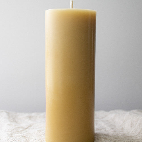 Classic Beeswax Pillar | 20cm Signature Column